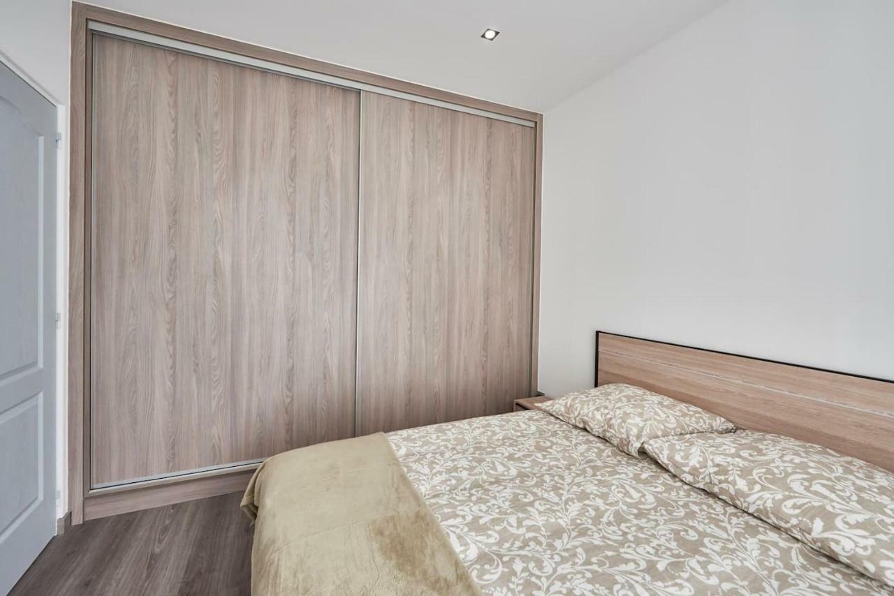 A L'Ombre Du Pin "1" - Ground-Floor T3 Near Disneyland And Paris, 1-6 Guests Le Pin  Buitenkant foto